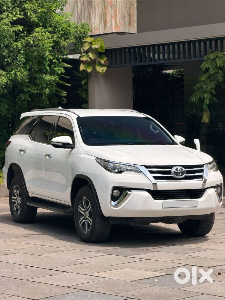 Toyota Fortuner 4x2 At, 2016, Diesel