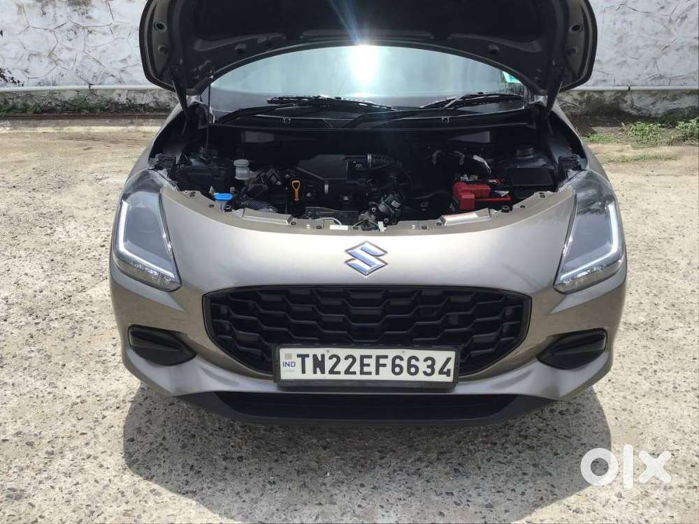 Maruti Suzuki New-gen Swift Vxi, 2025, Petrol