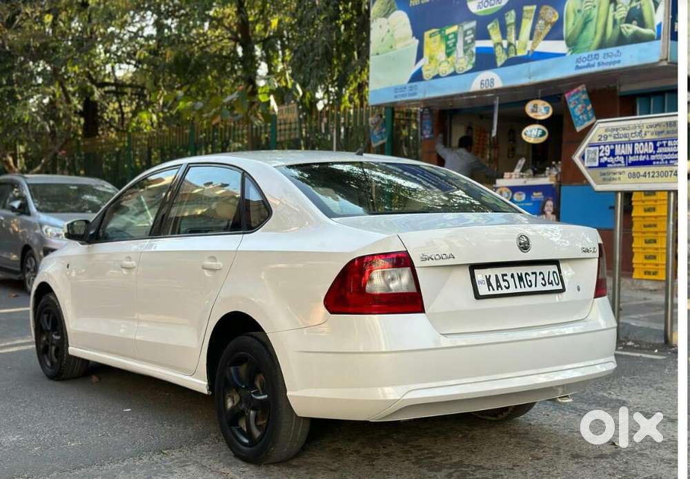 Skoda Rapid Diesel Manual 2015 Model