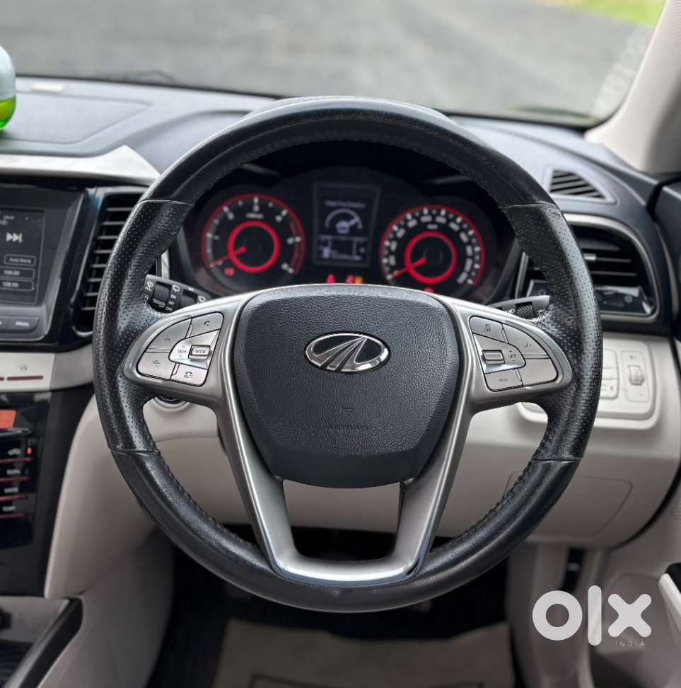 Mahindra Xuv300 W8 Option Dual Tone Diesel, 2022, Diesel