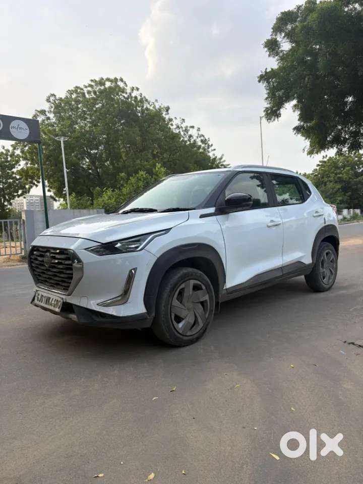Nissan Magnite 1.0 Xv, 2022, Petrol