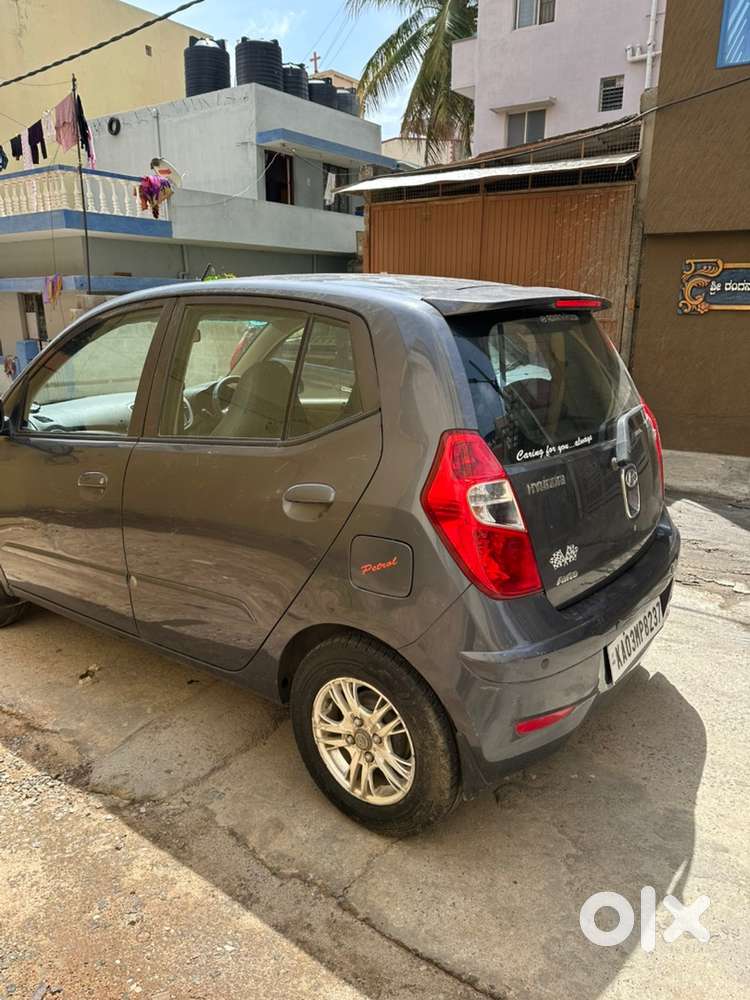 Hyundai I10 Sportz Petrol 2011