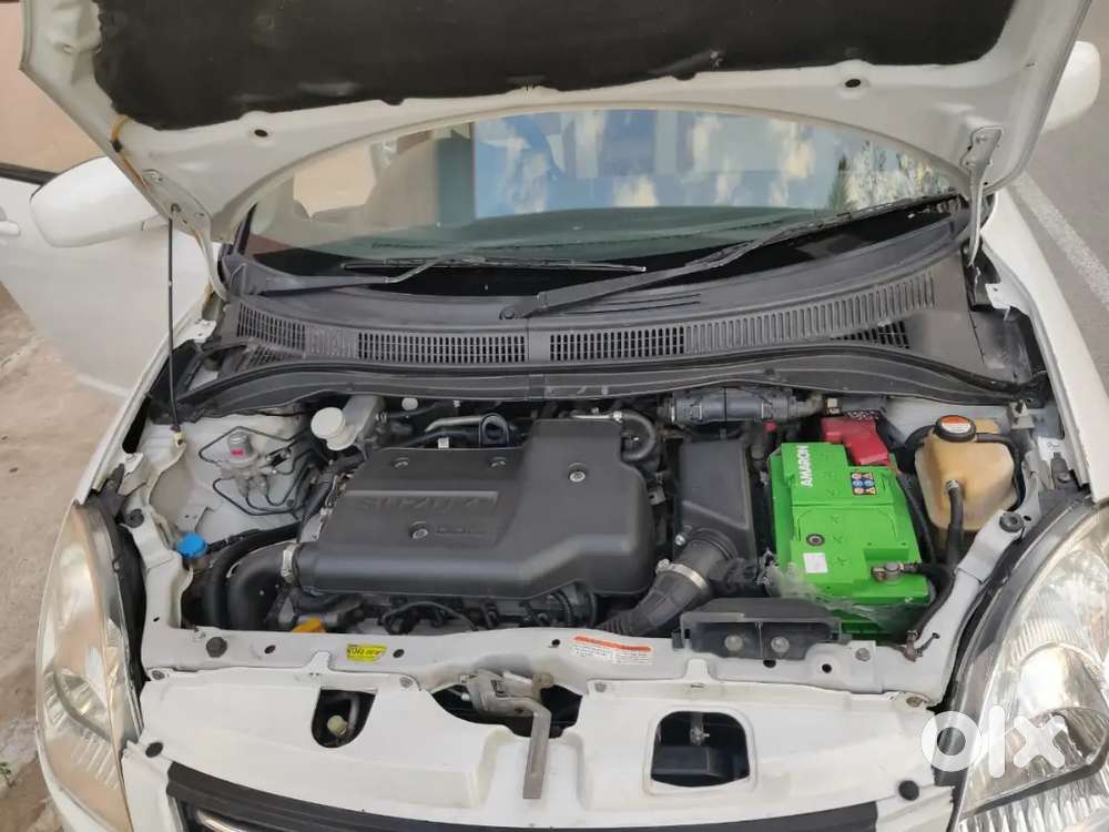Maruti Suzuki Swift Dzire 2011