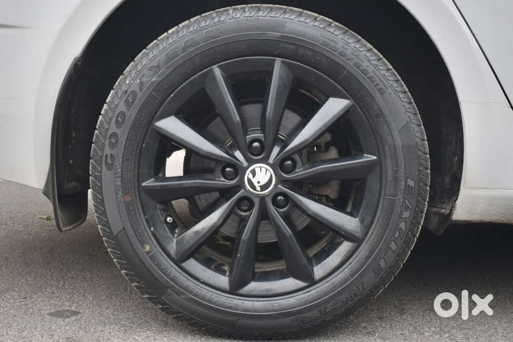 Skoda Octavia 1.8 Tsi Style At, 2019, Petrol