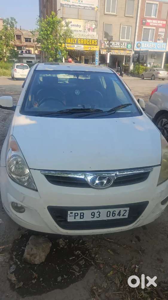 Hyundai I20 Asta 2010 Petrol