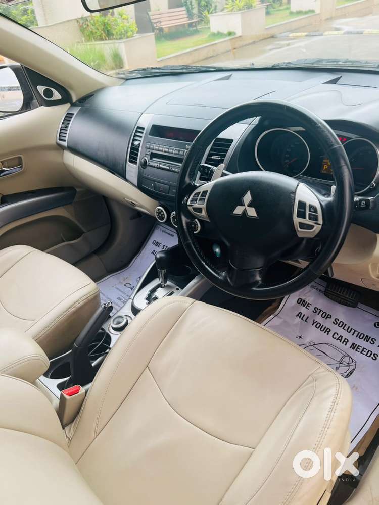 Mitsubishi Outlander Petrol 2009