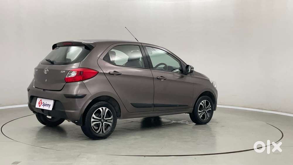 Tata Tiago Xza, 2018, Petrol