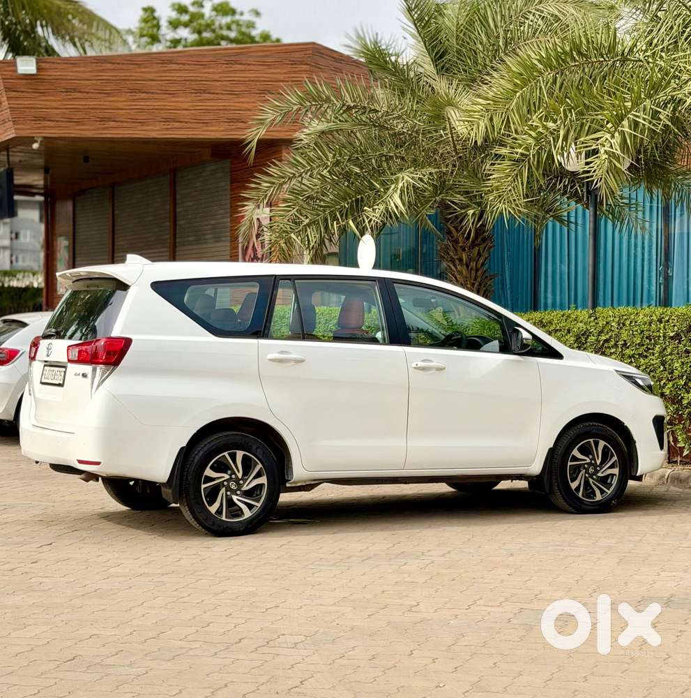 Toyota Innova Crysta [2020-ongoing] 2.7 Gx Mt 8 Str, 2021, Diesel