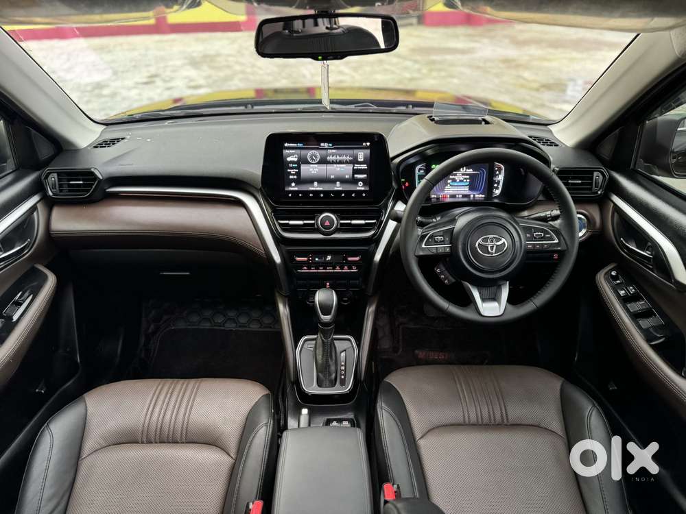 Toyota Urban Cruiser Hyryder 1.5 V Neo Drive Awd, 2024, Cng & Hybrid..