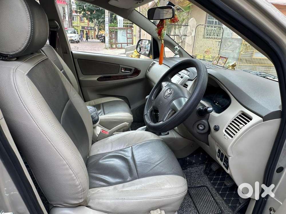 Toyota Innova 2013 Diesel Well Maintained