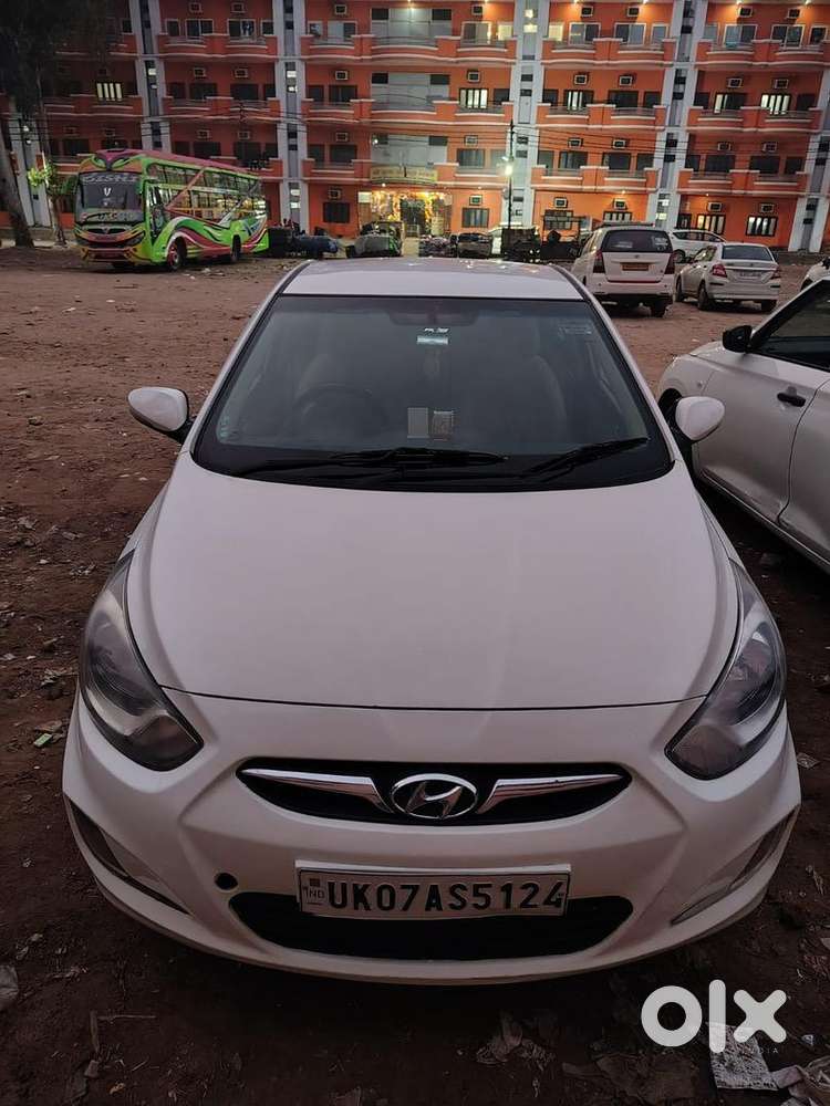 Hyundai Verna 2012