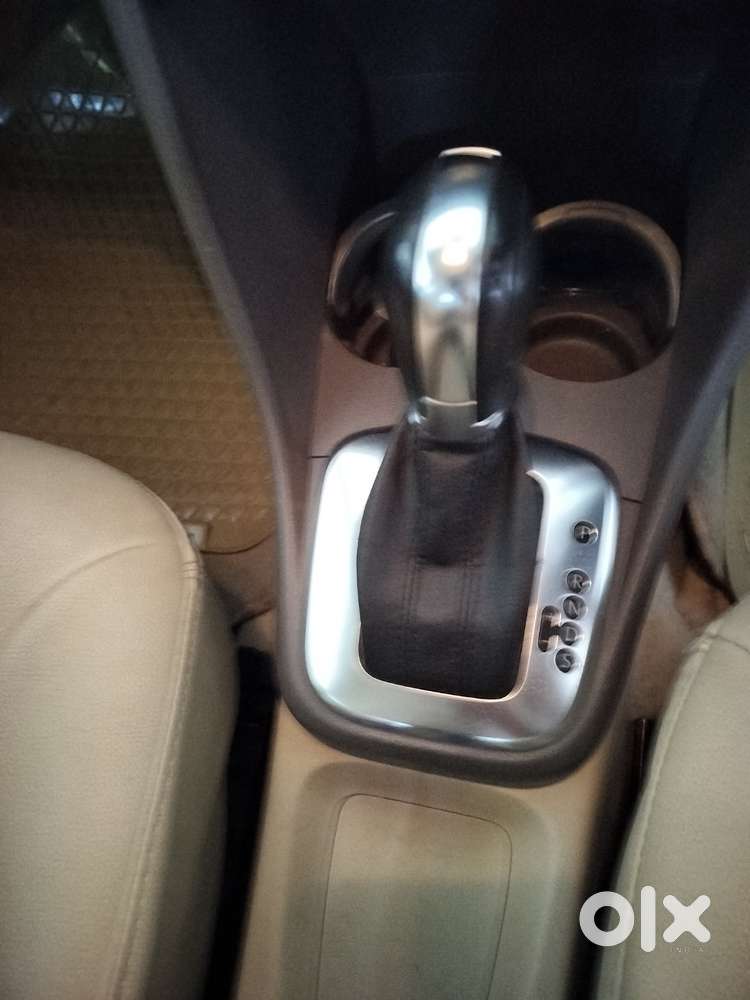 Volkswagen Vento 2011 Highline At, Petrol