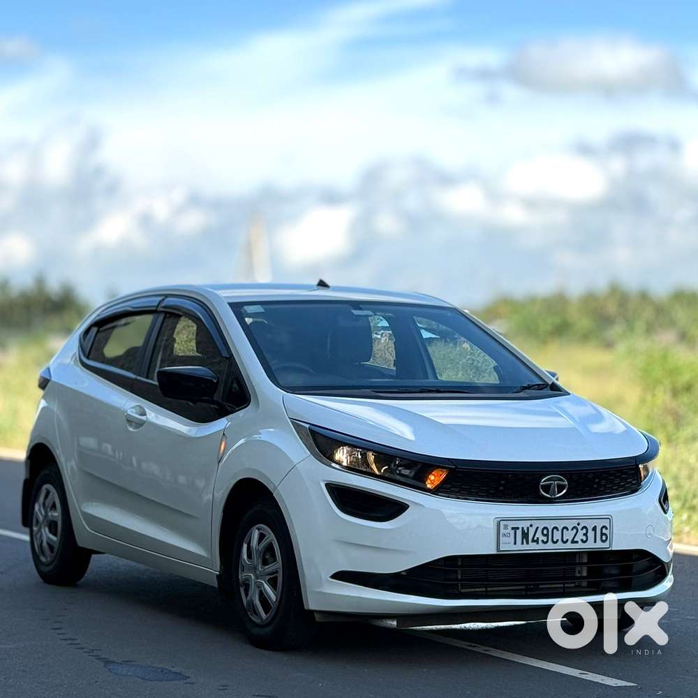 Tata Altroz 1.2 Xe, 2020, Petrol