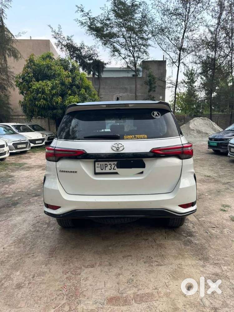 Toyota Fortuner Legender 4x2 At 2.8, 2024, Diesel