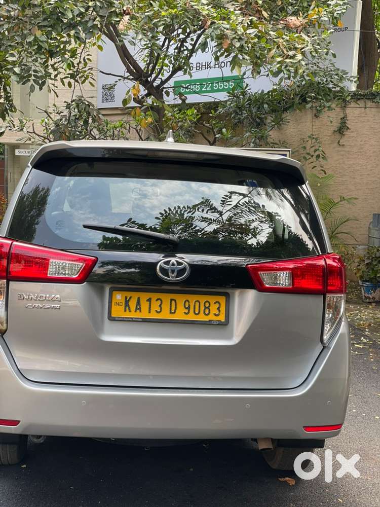 Toyota Innova Crysta 2024