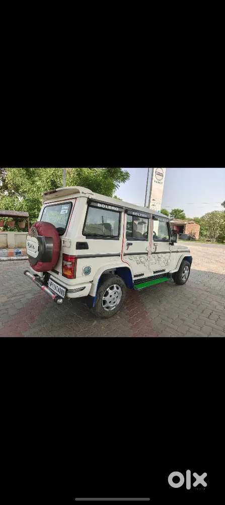 Mahindra Bolero Neo Plus 2017