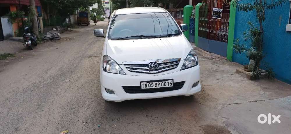 Toyota Innova 2.5 Gx 2011