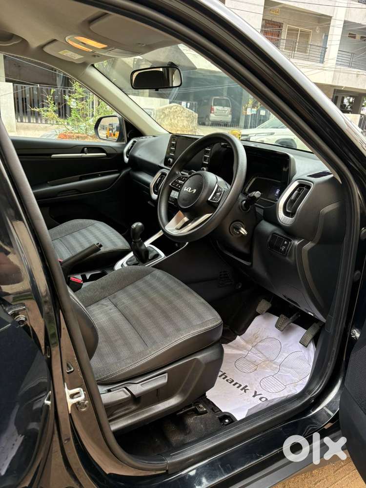 2022 Kia Sonet Htk+ 1.2 Petrol  17,000 Km  Single Owner