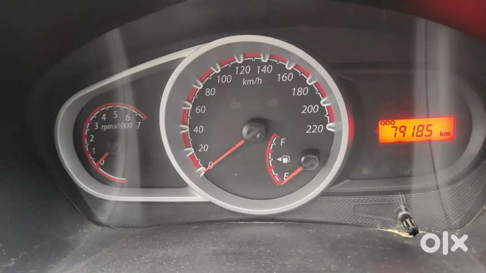Ford Figo Petrol Zxi 2013