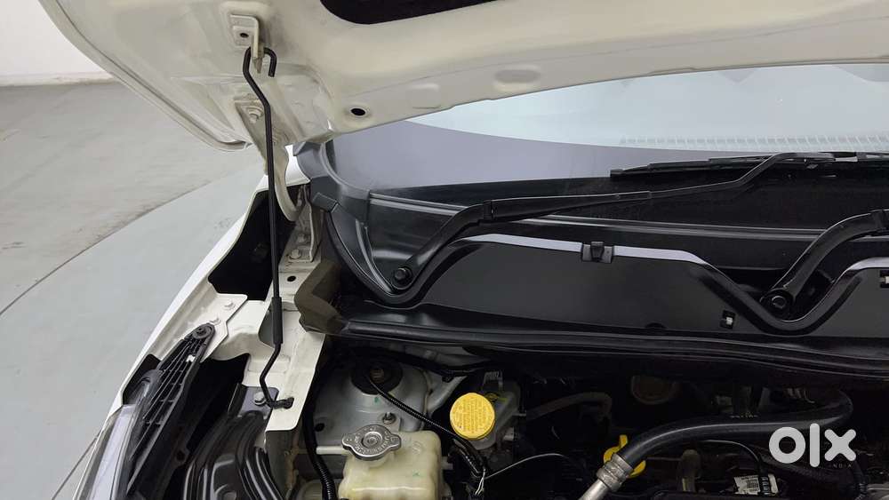 Nissan Magnite 1.0 Xe, 2022, Petrol