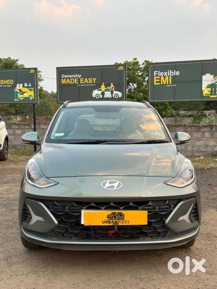 Hyundai Grand I10 1.2 Crdi Sportz Dual Tone, 2023, Petrol