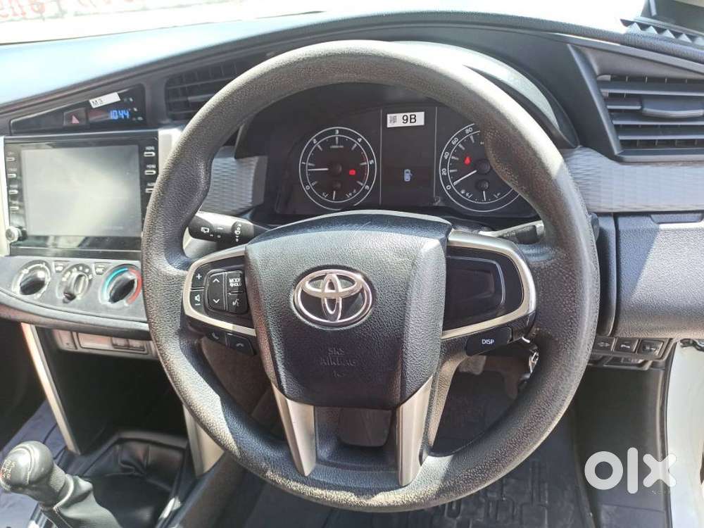 Toyota Innova Crysta 2.4 G Mt 8s, 2023, Diesel