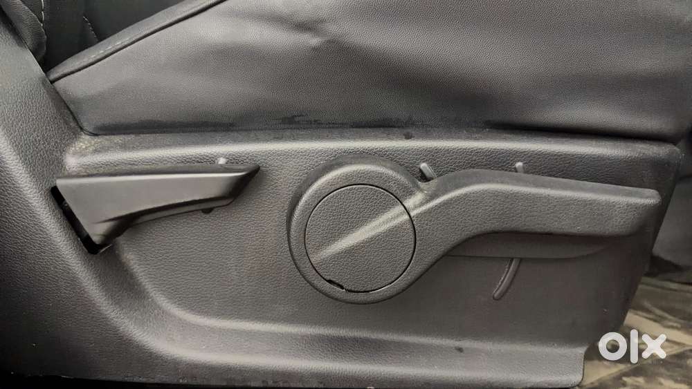Mahindra Thar Lx 4-str Hard Top At, 2021, Petrol