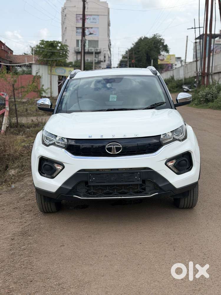 Tata Nexon Fearless Plus S 1.2 Revotron Petrol 6mt Dt, 2023, Petrol