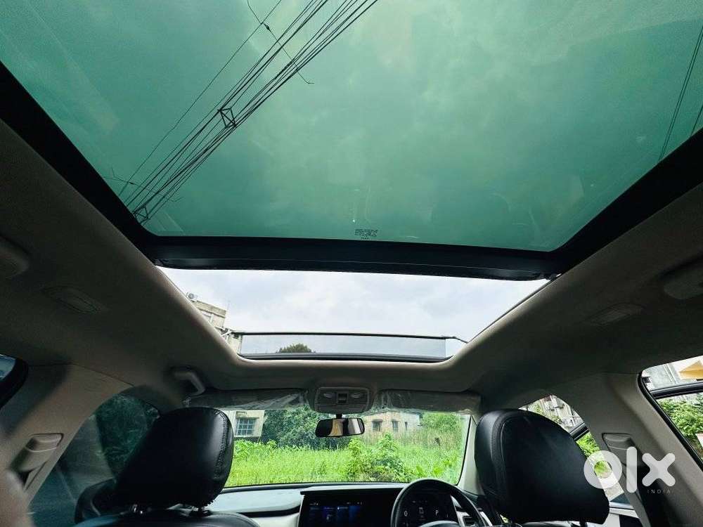 Mahindra Xuv700 2.2 Ax 5 Diesel At Str, 2024, Diesel