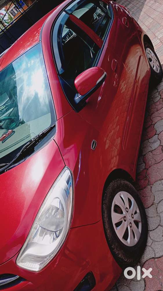 Hyundai I10 Sportz, 2012, Petrol