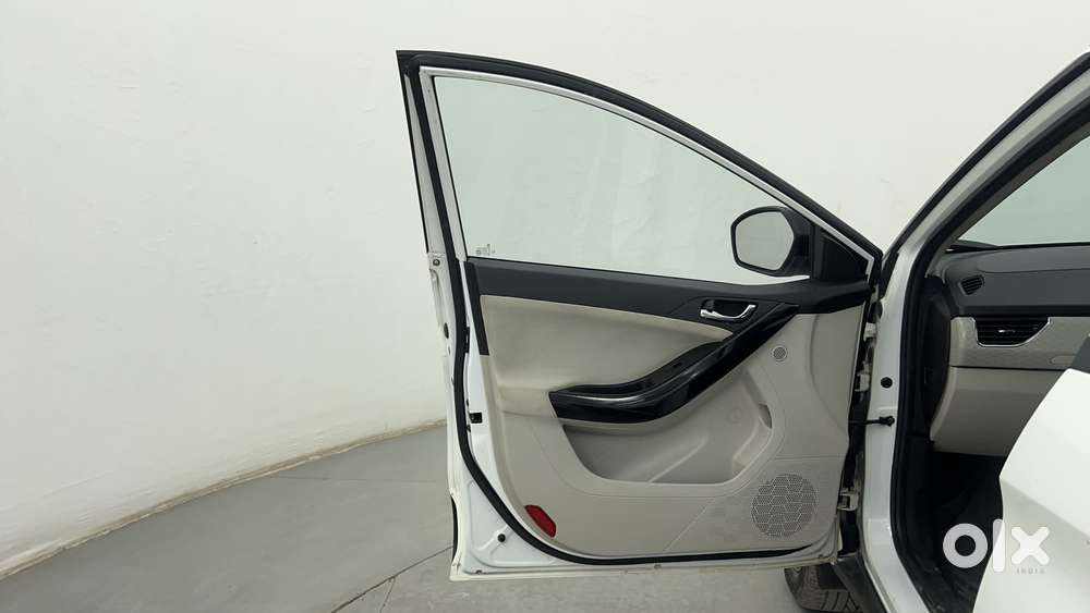 Tata Nexon 1.5 Revotorq Xza Plus, 2023, Diesel