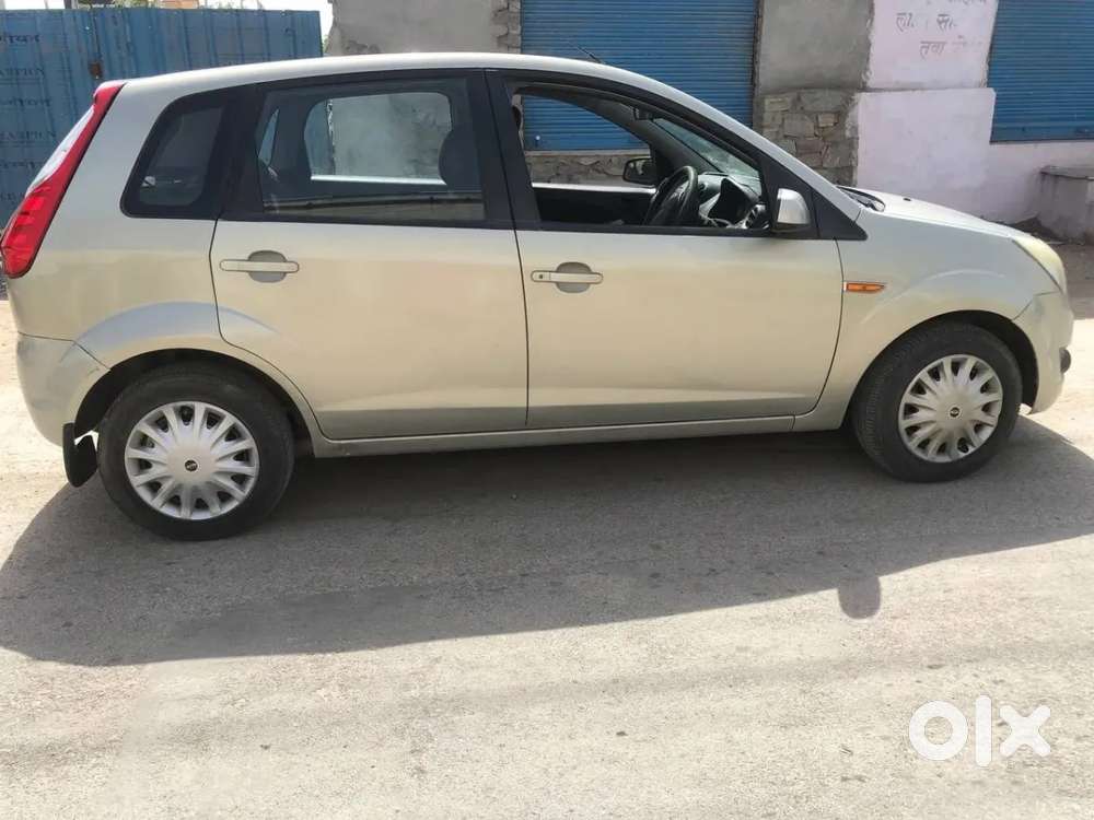 Ford Figo Petrol Lxi, 2010, Petrol