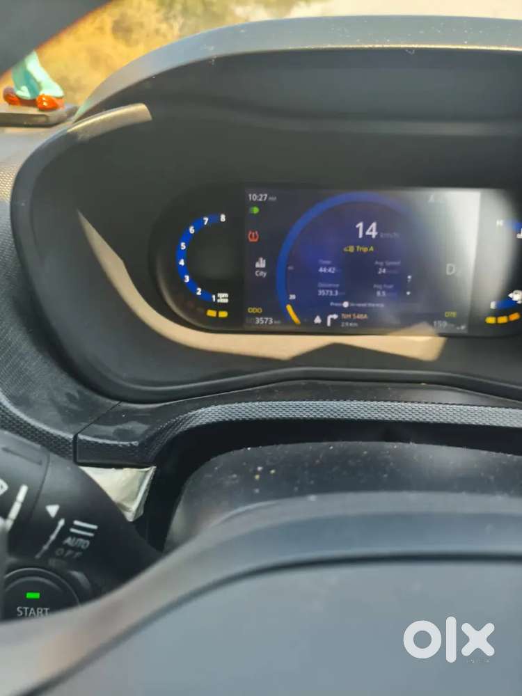 Tata Nexon 2025 Petrol 4500 Km Driven