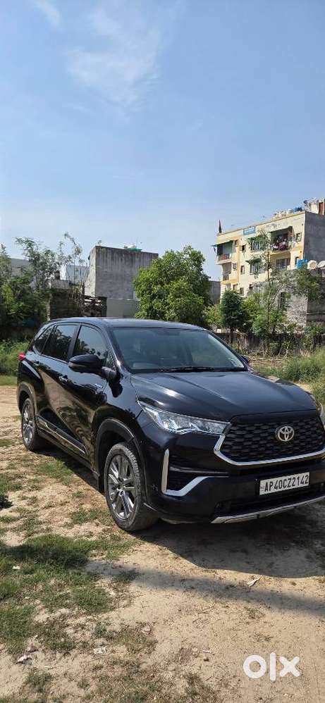 Toyota Innova Hycross 2.0 Zx Hybrid 7 Str, 2024, Cng & Hybrids