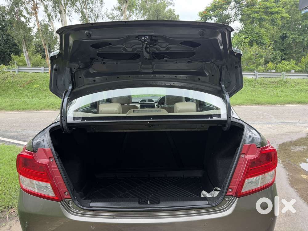 Maruti Suzuki Dzire 1.2 Vxi, 2021, Petrol