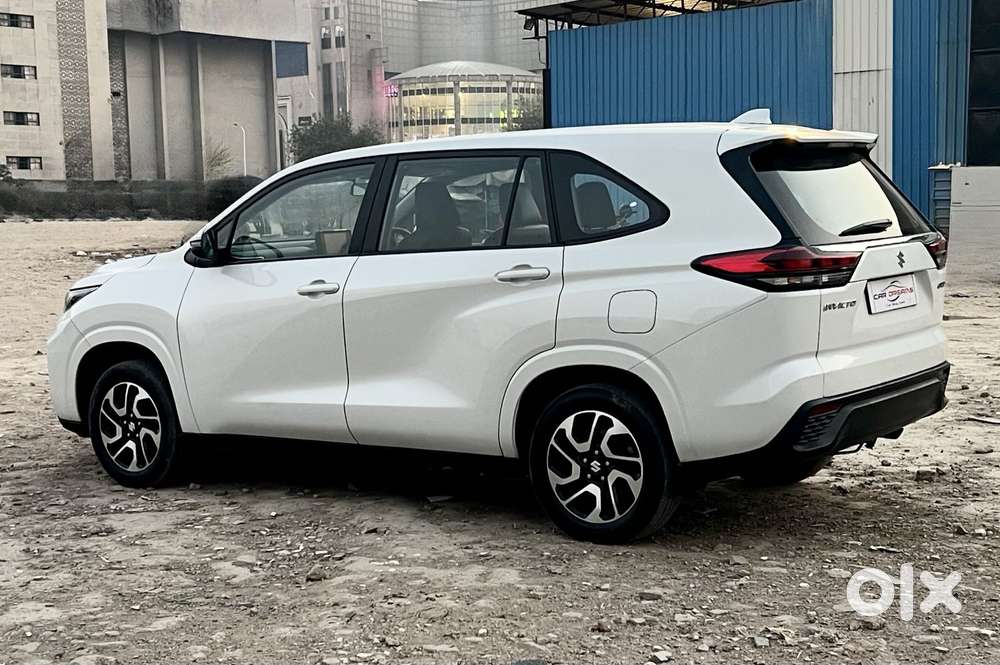 Maruti Suzuki Invicto Zeta Plus 7str, 2023, Petrol