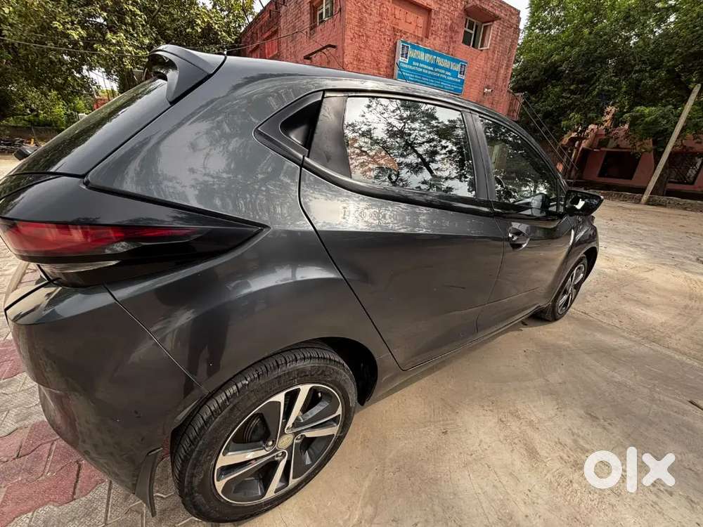Tata Altroz Xz Plus 2021 Petrol Automatic