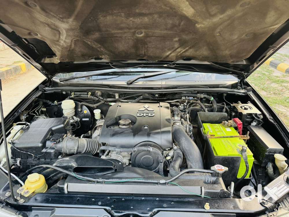 Mitsubishi Pajero Sport 2.5 Manual, 2014, Diesel