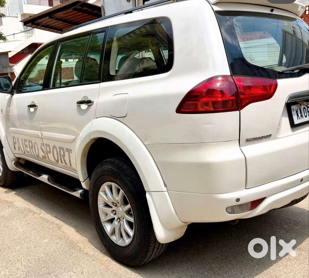 Mitsubishi Pajero Sport  Mt 4x4 2015 Diesel