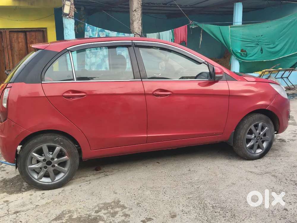 Tata Bolt 1.3 Xe 2016