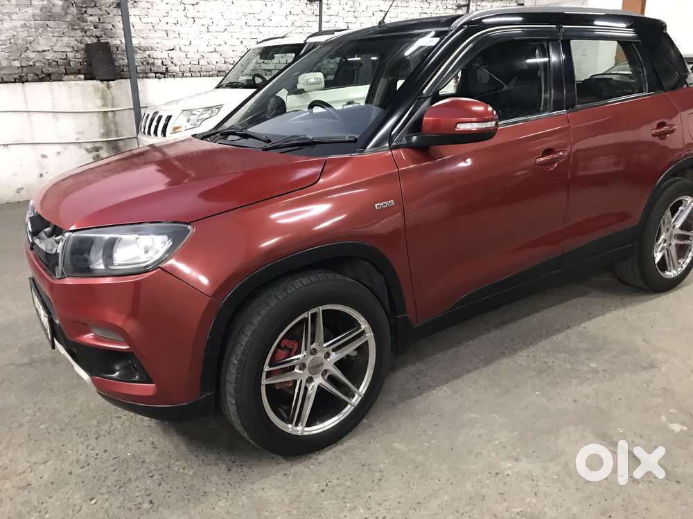 Maruti Suzuki Brezza Zdi+ Dual Tone, 2017, Diesel