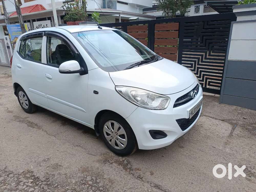 Hyundai I10 2011 Petrol 52000 Km Driven