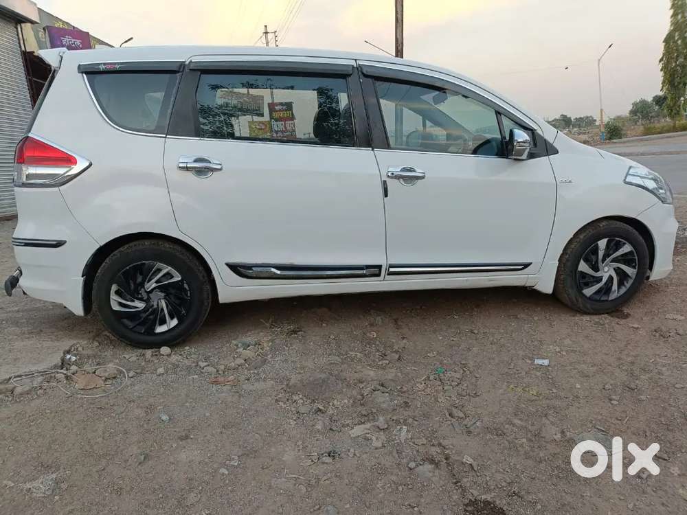 Maruti Suzuki Ertiga 2016 Diesel 100000 Km Driven