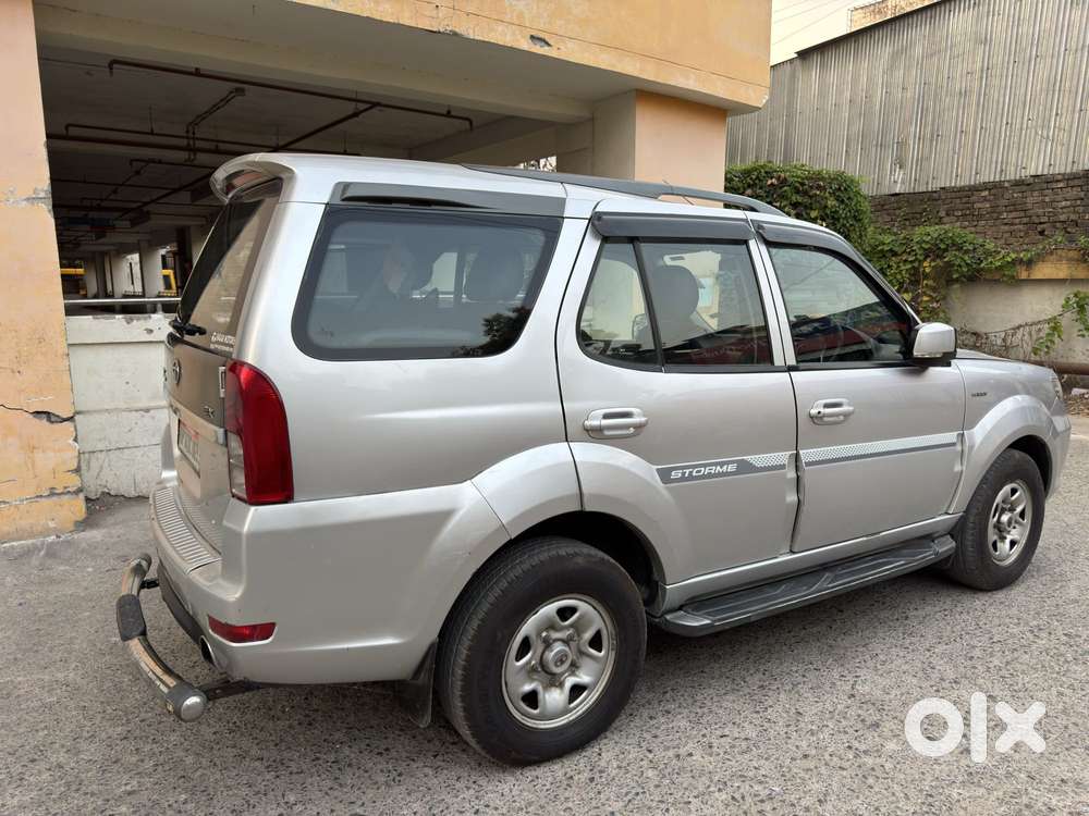 Tata Safari Storme Vx, 2017, Diesel