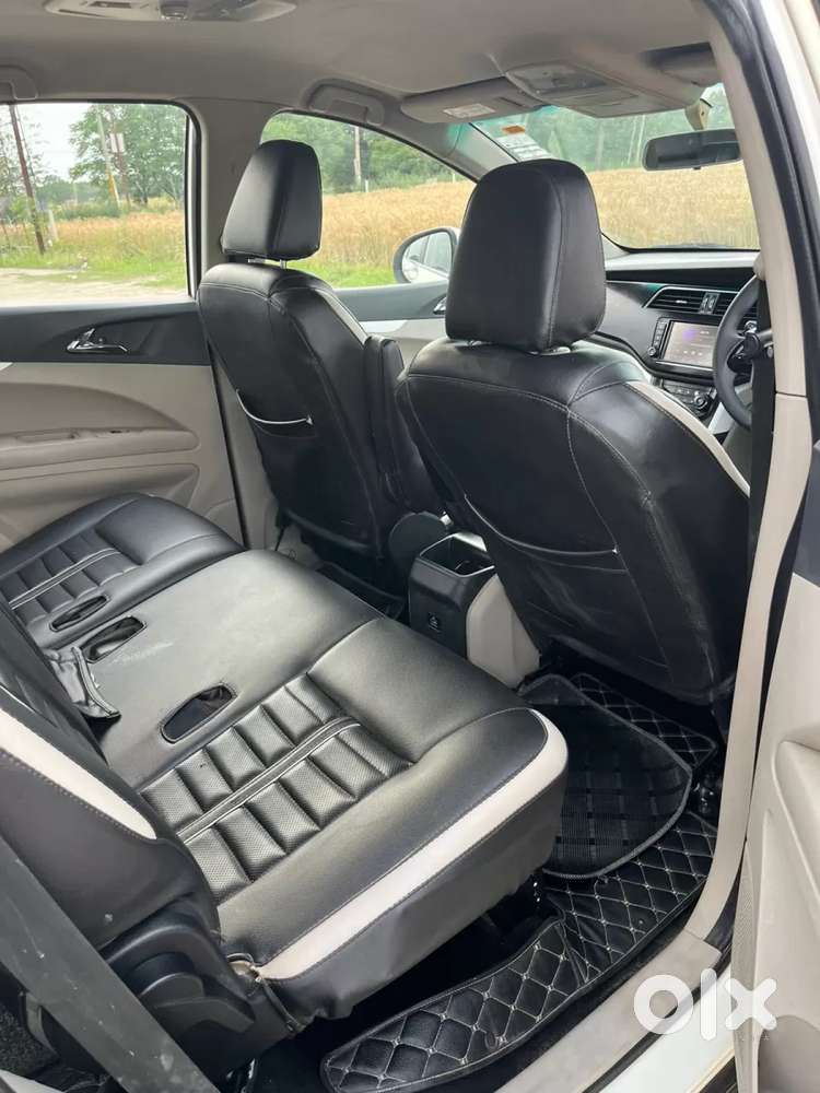 Mahindra Marazzo M6, 2019, Diesel