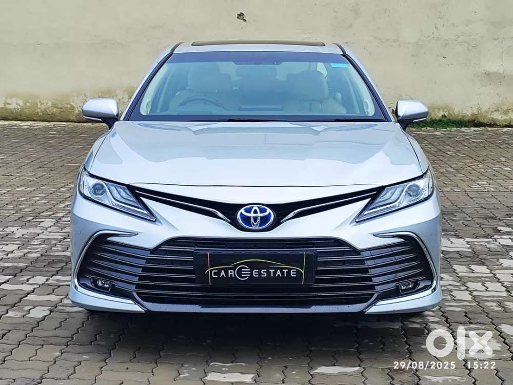 Toyota Camry Hybrid, 2024, Petrol