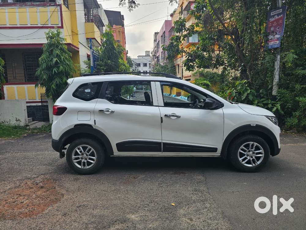 Renault Triber Rxl, 2022, Petrol