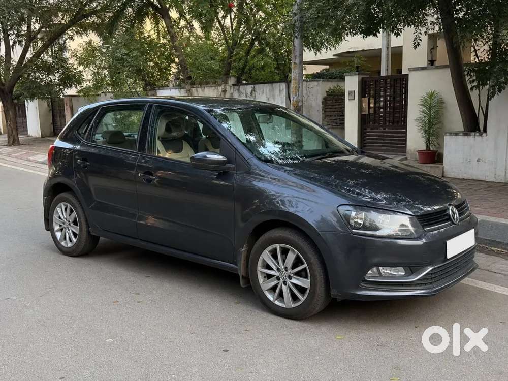 Volkswagen Polo Petrol Highline 1.2l, 2016, Petrol