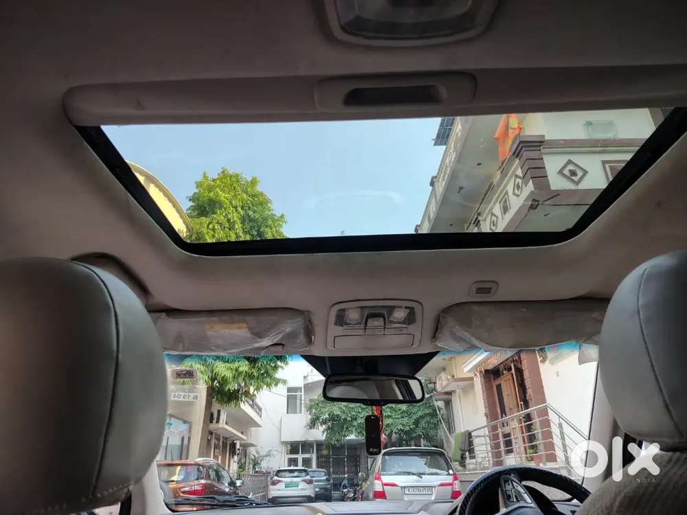 Mahindra Xuv300 2022 Diesel 75999 Km Driven