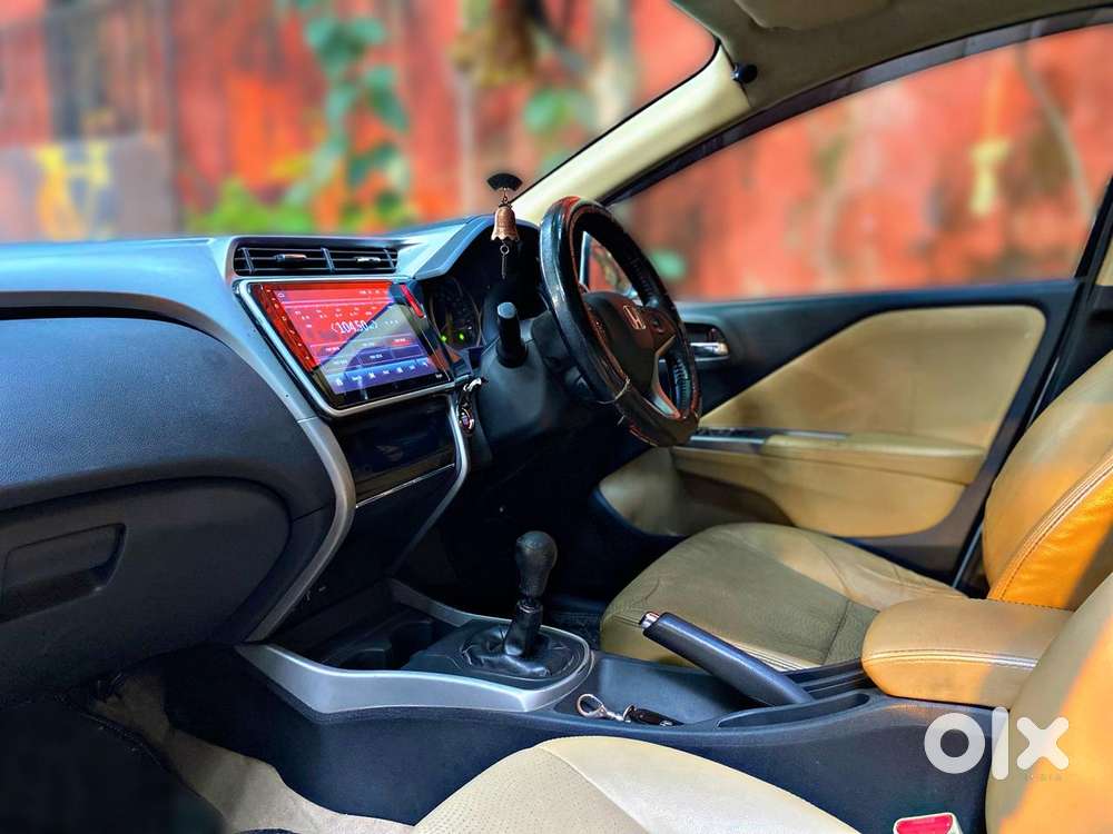 Honda City V Mt Sunroof, 2017, Petrol